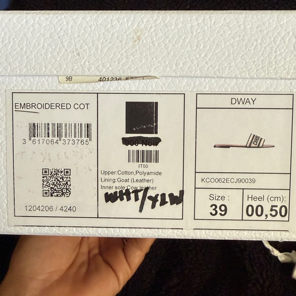 Dior Dway Slides - Picture 7 of 8
